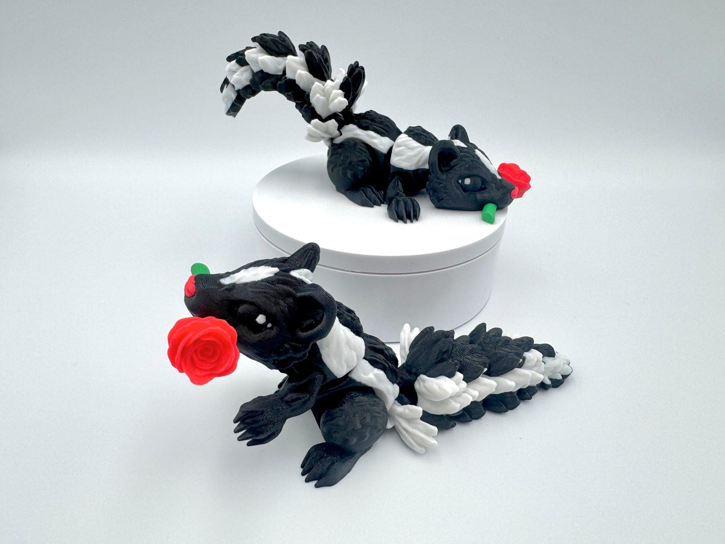 3D Printed Articulated Rose Skunk, Quirky Desk Decor