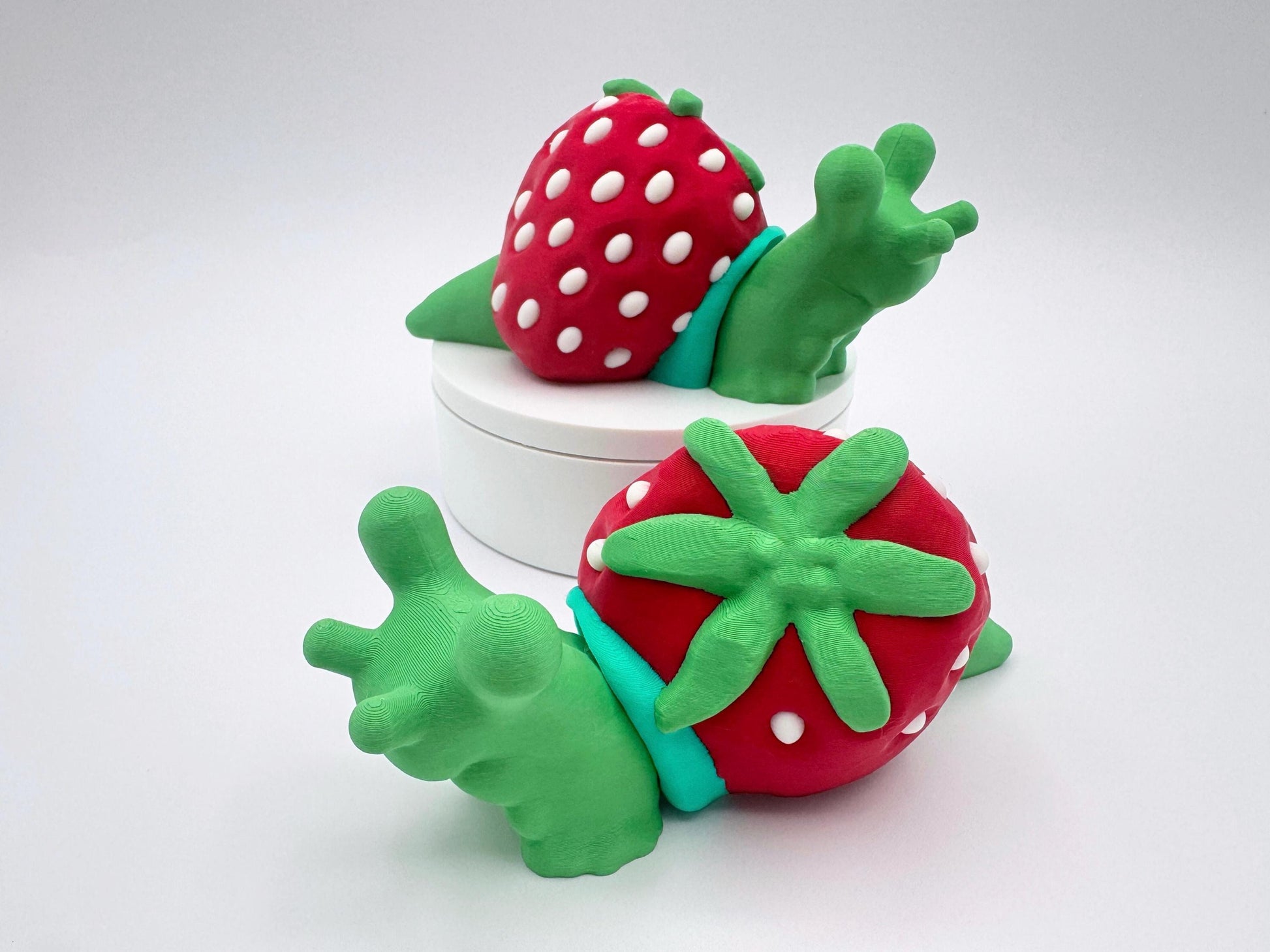 3D Printed Snail Articulated Desk Pet and Garden Decor